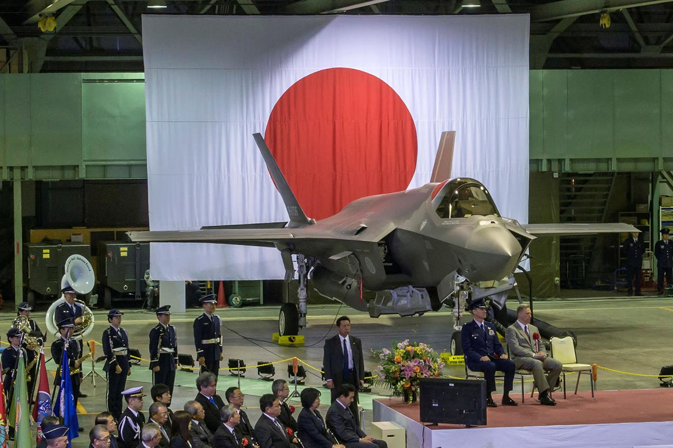 Japonya ABD'den 105 adet F-35 alacak Japonya ABD'den 105 adet F-35 alacak